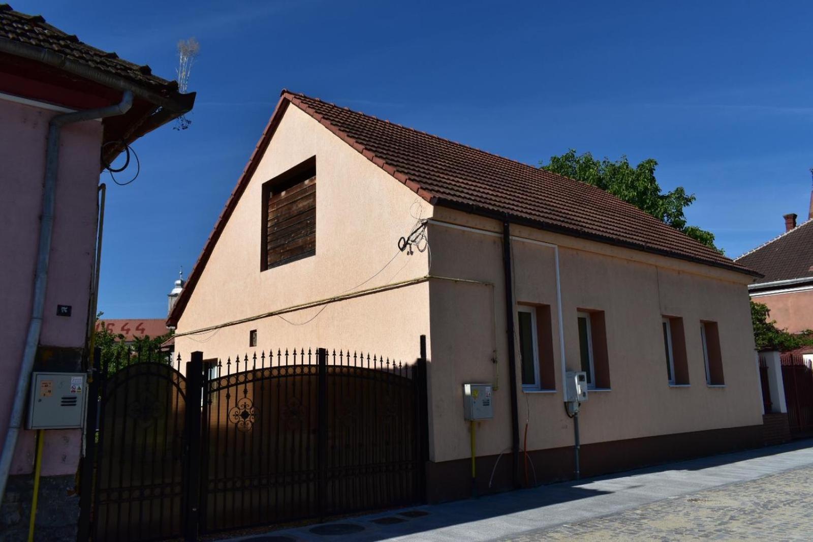 Transilvania Rent Vajdahunyad Kültér fotó